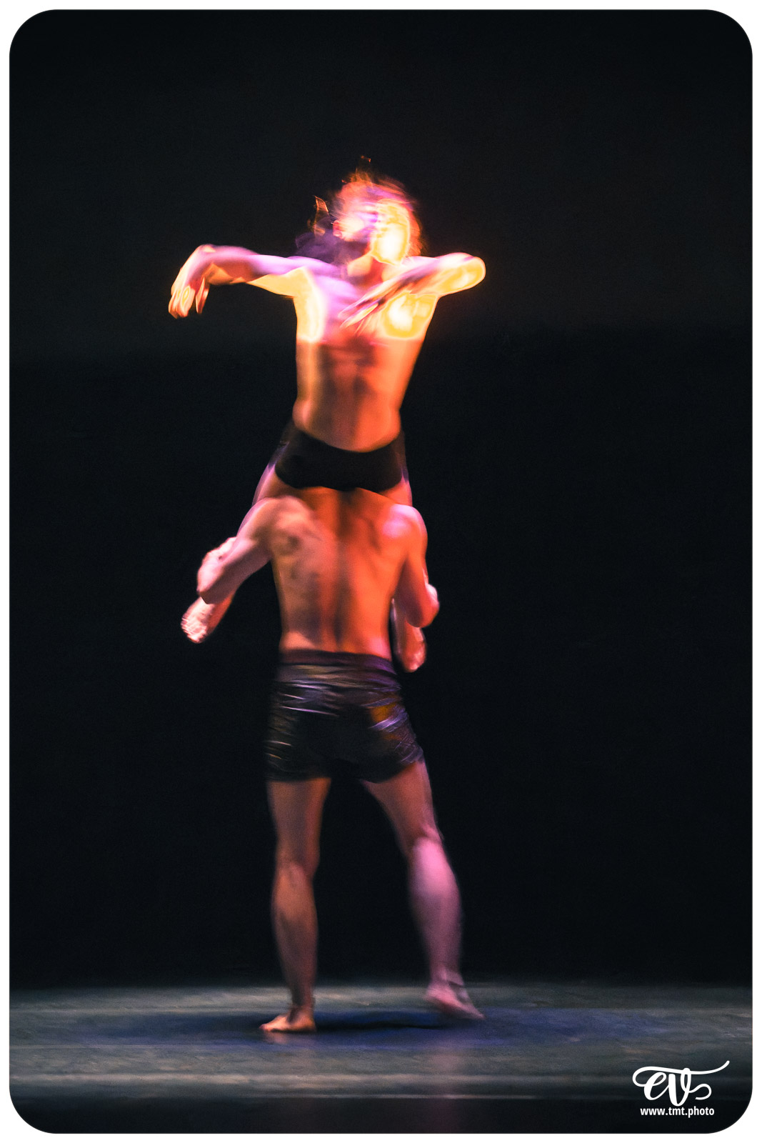 N.ORMES (AGATHE & ADRIEN)